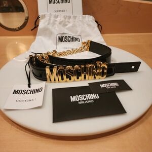 💯Authentic Moschino Chain Logo Patent Leather Belt